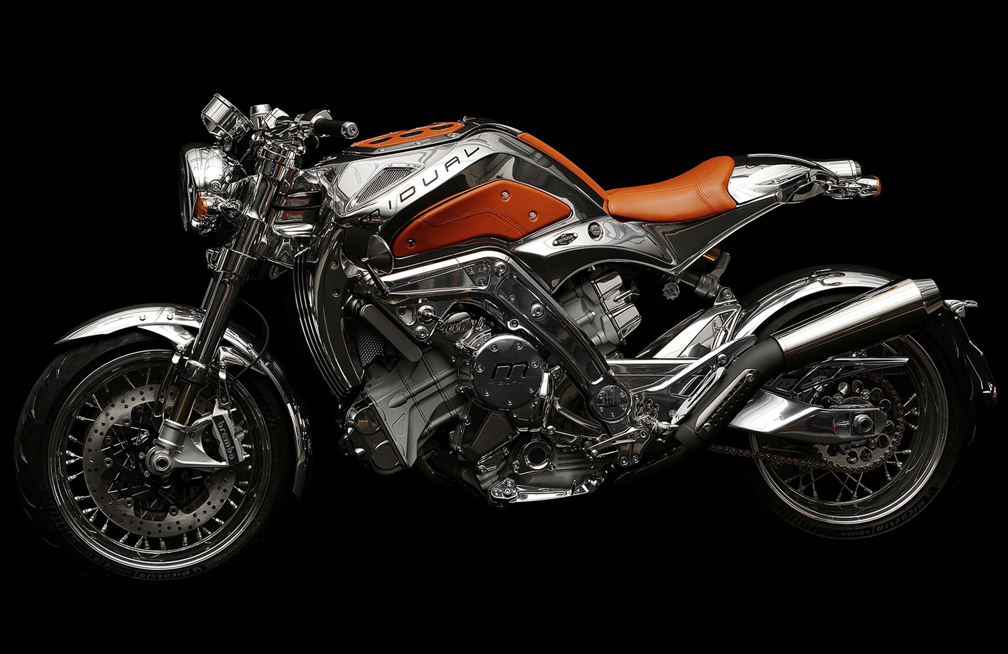 Moto Quintessence Midual